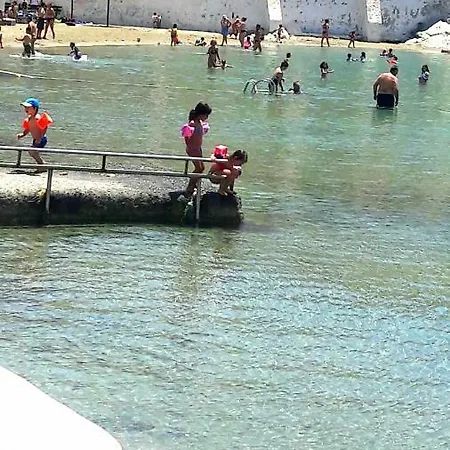 Helens Family House Near The Sea Vári